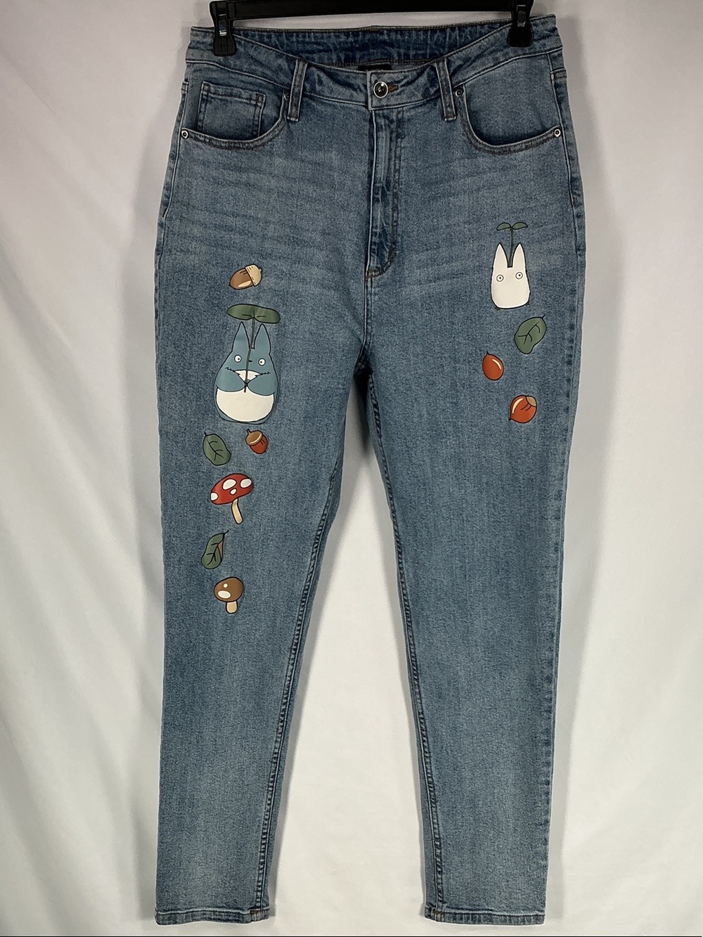 Her Universe My Neighbor Totoro Mom Jeans Hot Topic Ghibli Light Wash Denim 13